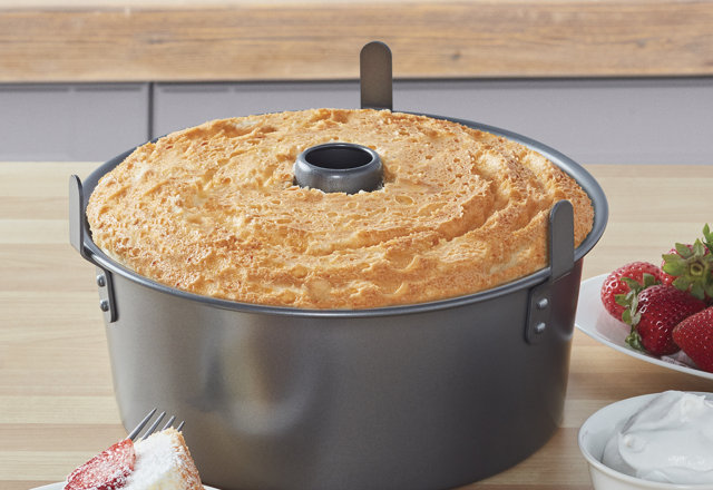 Our Best Nonstick Cake Pans